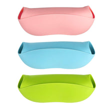 Load image into Gallery viewer, 3 Pack Silicone Baby Bibs