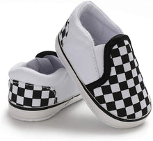 Load image into Gallery viewer, Baby Canvas Shoes Soft Sole Skate Shoe