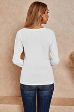 Load image into Gallery viewer, Women Fitting Warm Tee Tops