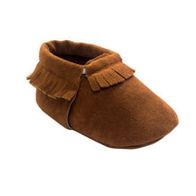Load image into Gallery viewer, Soft Sole Coral Velvet Baby Moccasin Shoes