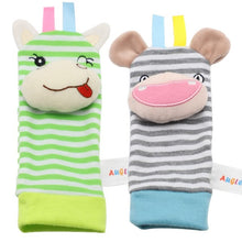 Load image into Gallery viewer, Baby Animals Foot Socks and Wrist Rattle Set