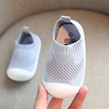 Load image into Gallery viewer, Baby First Walkers Mesh Soft Bottom Non-slip Shoes