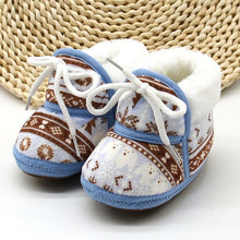 Load image into Gallery viewer, Faux Fur Crib Walking Baby Booties