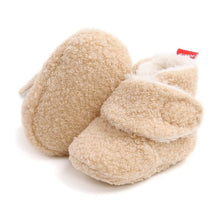 Load image into Gallery viewer, Faux Fur Crib Walking Baby Booties