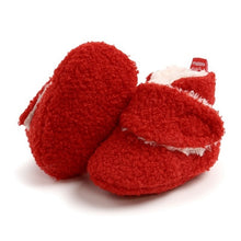 Load image into Gallery viewer, Faux Fur Crib Walking Baby Booties