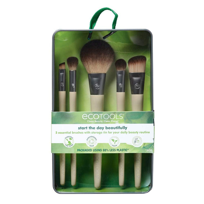 Set for Eyeshadow, Foundation, Blush, and Concealer