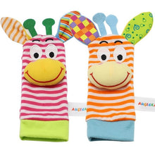 Load image into Gallery viewer, Baby Animals Foot Socks and Wrist Rattle Set
